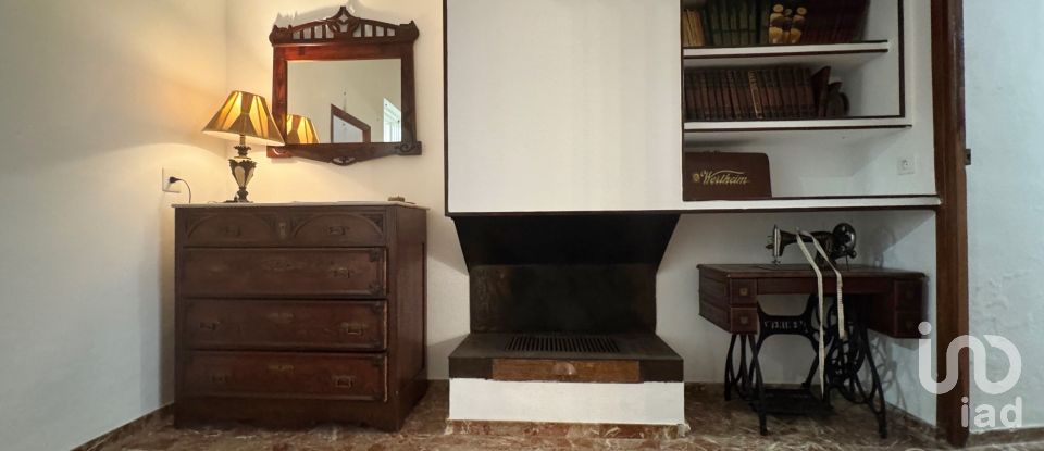 Piso 3 habitaciones de 141 m² en Pego (03780)