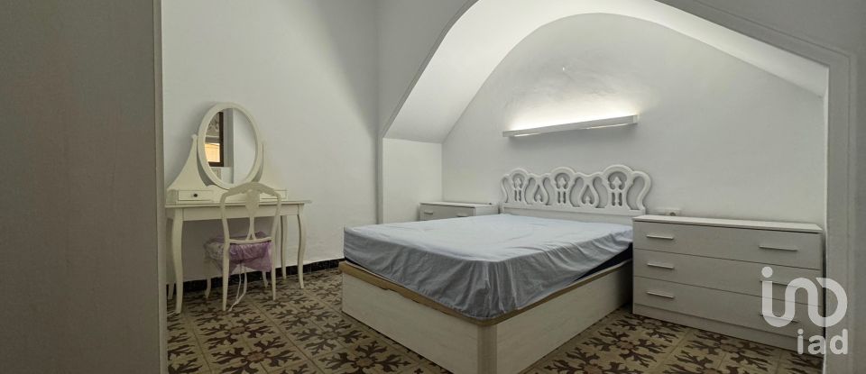 Piso 3 habitaciones de 141 m² en Pego (03780)