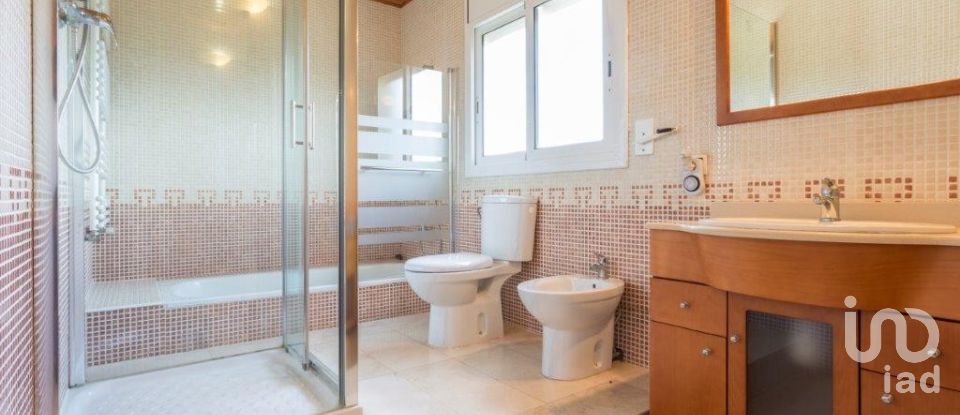 Casa 5 habitacions de 198 m² a Maçanet de la Selva (17412)