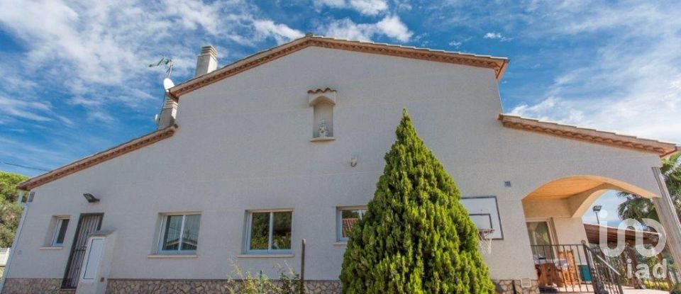 Casa 5 habitacions de 198 m² a Maçanet de la Selva (17412)