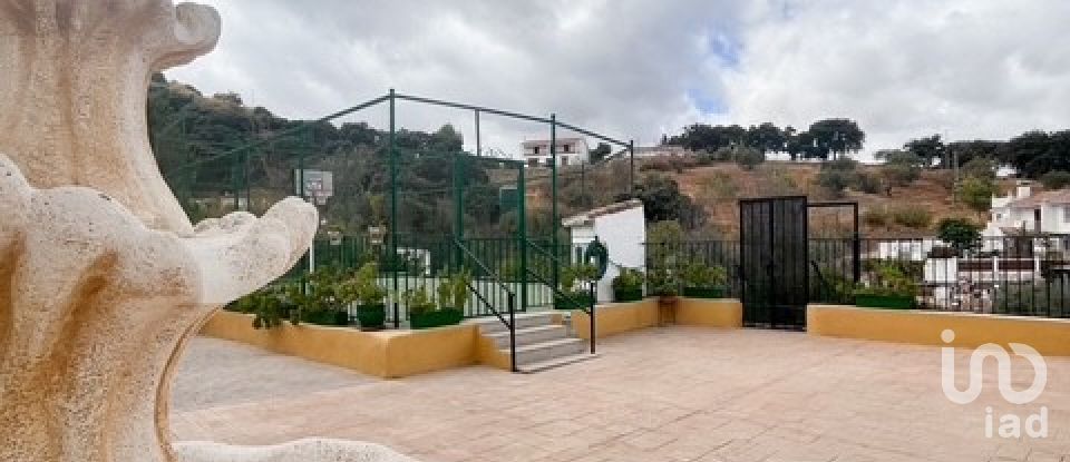 Lodge 8 bedrooms of 300 m² in Casabermeja (29160)