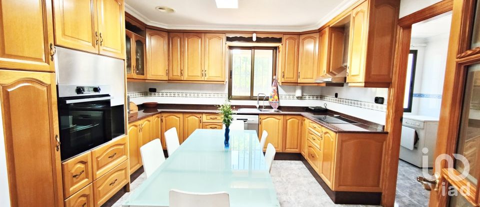 Casa de muntanya 7 habitacions de 310 m² a Partida Altabix (03207)