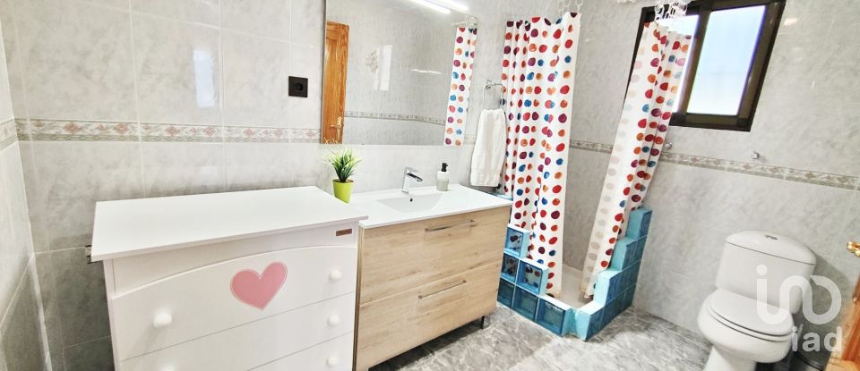 Casa de muntanya 7 habitacions de 310 m² a Partida Altabix (03207)