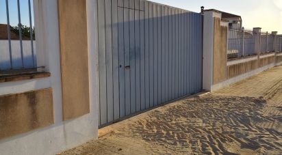 Building plot of 736 m² in Cañada Rosal (41439)