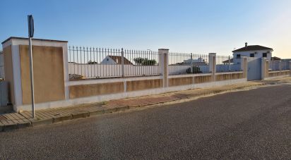 Building plot of 736 m² in Cañada Rosal (41439)