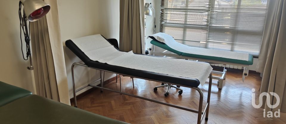 Tienda / local comercial de 159 m² en O Porriño (36400)