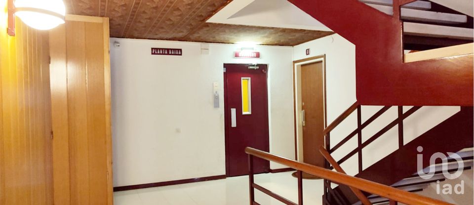 Piso 3 habitaciones de 90 m² en Barcelona (08017)