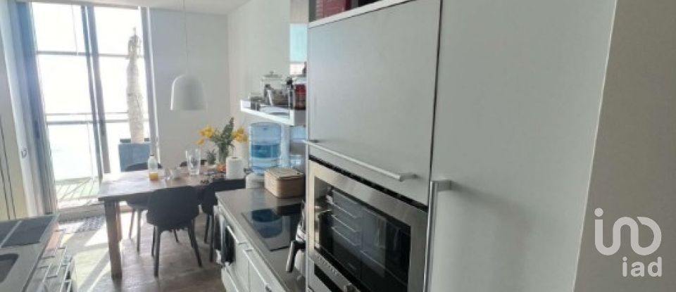 Piso 3 habitaciones de 115 m² en Barcelona (08019)