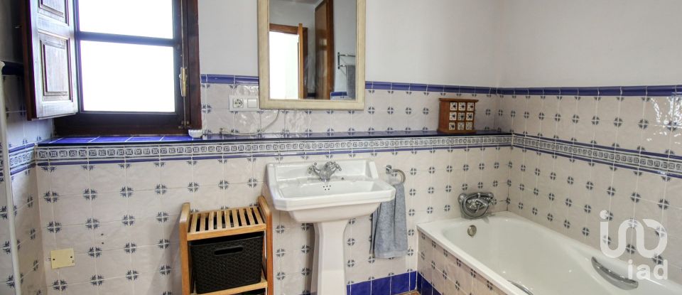 Casa de poble 3 habitacions de 240 m² a Oliva (46780)