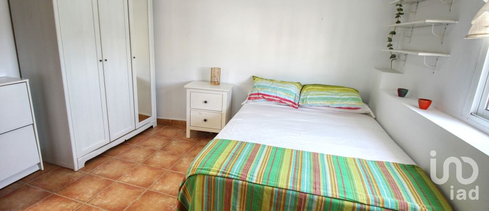 Casa de poble 3 habitacions de 240 m² a Oliva (46780)