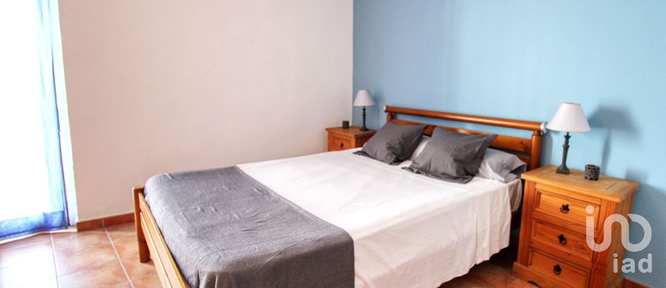 Casa de poble 3 habitacions de 240 m² a Oliva (46780)