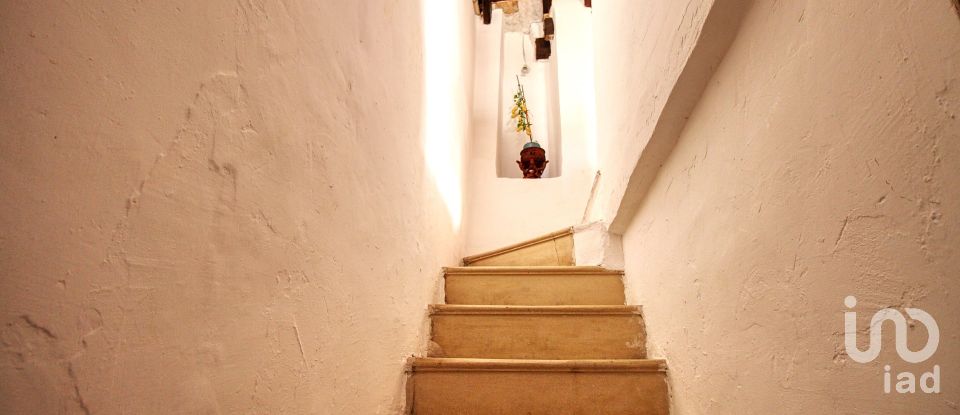 Casa de poble 3 habitacions de 240 m² a Oliva (46780)