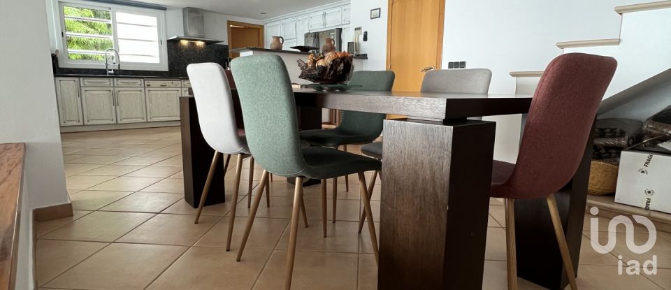 Casa 3 habitacions de 207 m² a Roses (17480)