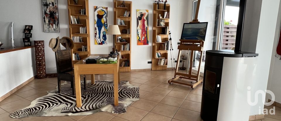 Casa 3 habitacions de 207 m² a Roses (17480)