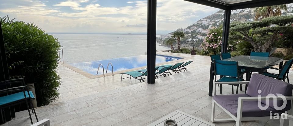 Casa 3 habitacions de 207 m² a Roses (17480)