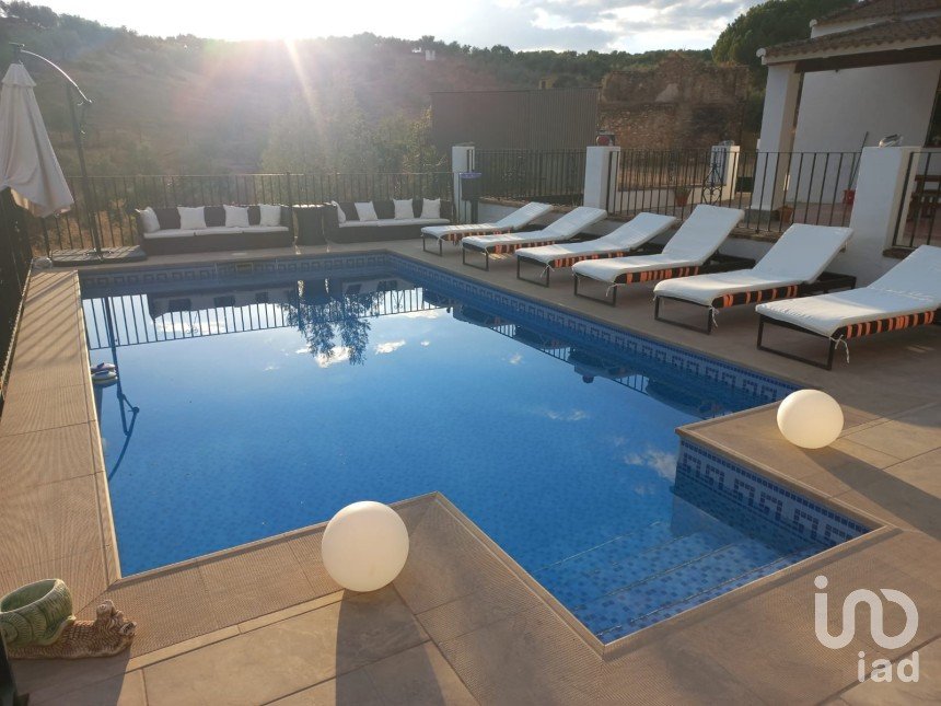 Casa rural 4 habitacions de 118 m² a Hornachuelos (14740)