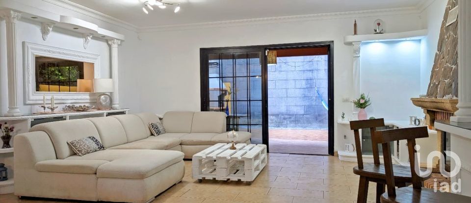 Maison 4 chambres de 201 m² à El Boqueron (38330)