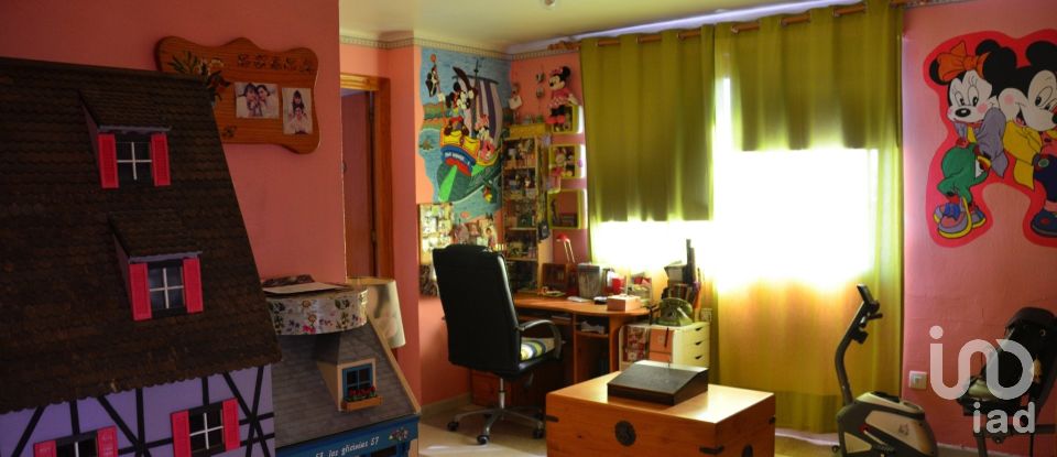 Habitatge unifamiliar  3 habitacions de 270 m² a Formentera del Segura (03179)