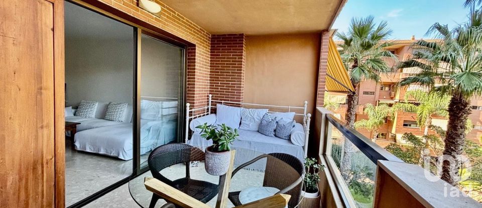 Pis 3 habitacions de 158 m² a Alicante/Alacant (03016)