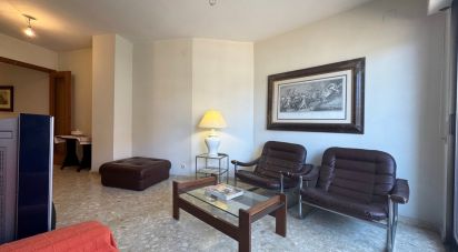 Piso 3 habitaciones de 82 m² en Pego (03780)