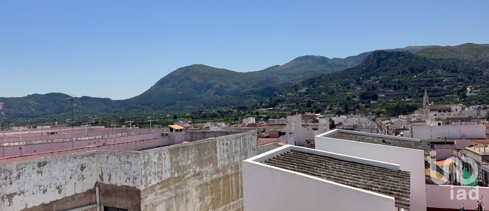 Piso 3 habitaciones de 82 m² en Pego (03780)