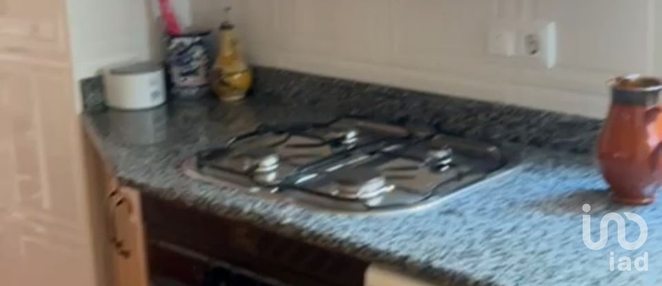 House 4 bedrooms of 243 m² in Huelma (23560)