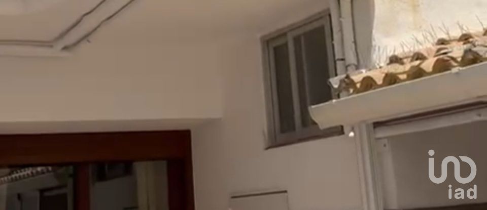 House 4 bedrooms of 243 m² in Huelma (23560)