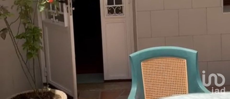 House 4 bedrooms of 243 m² in Huelma (23560)