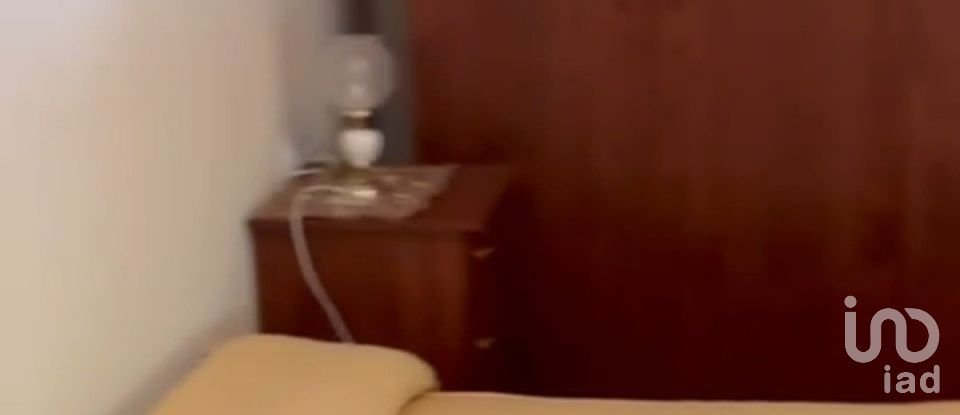 House 4 bedrooms of 243 m² in Huelma (23560)