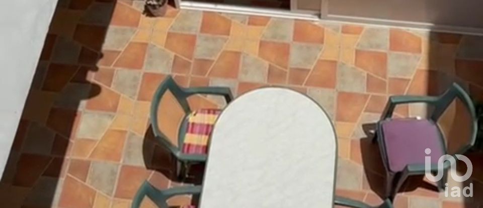 House 4 bedrooms of 243 m² in Huelma (23560)