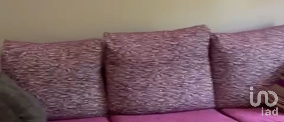 House 4 bedrooms of 243 m² in Huelma (23560)