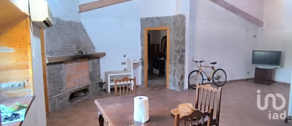 Superfície variada de 220.000 m² a Flix (43750)