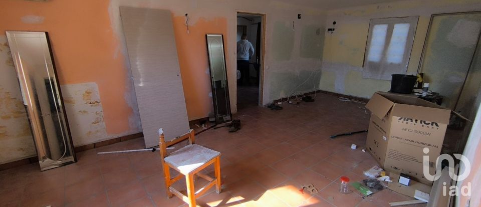 Superfície variada de 220.000 m² a Flix (43750)