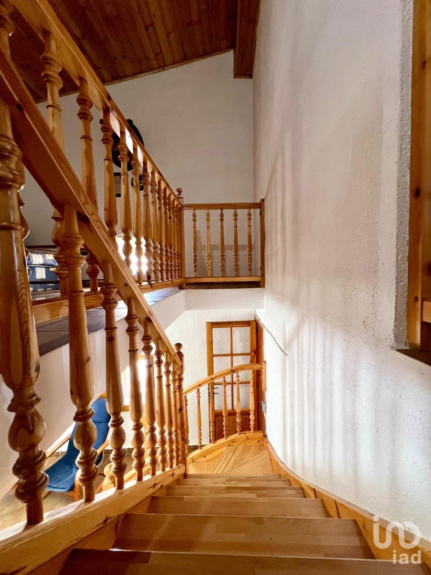 Casa de pueblo 5 habitaciones de 160 m² en Fredes (12599)