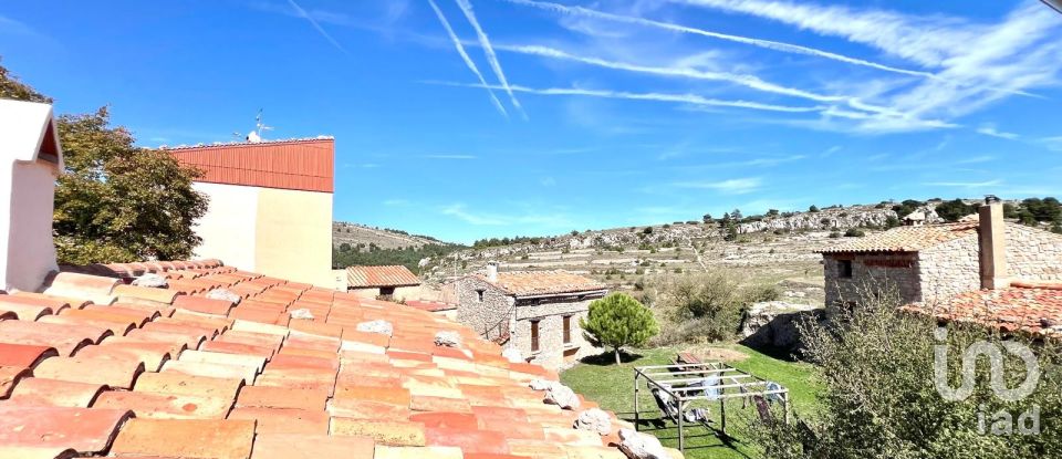 Casa de pueblo 5 habitaciones de 160 m² en Fredes (12599)