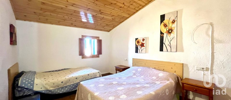 Casa de pueblo 5 habitaciones de 160 m² en Fredes (12599)