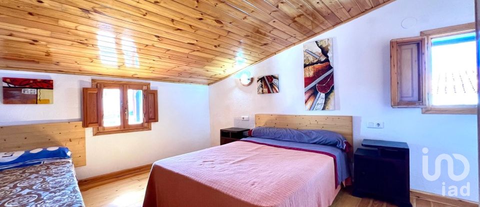 Casa de pueblo 5 habitaciones de 160 m² en Fredes (12599)