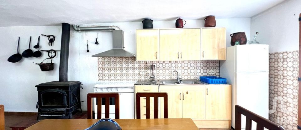 Casa de pueblo 5 habitaciones de 160 m² en Fredes (12599)