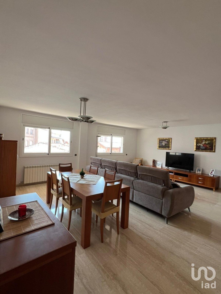 Duplex 5 bedrooms of 216 m² in Terrassa (08221)