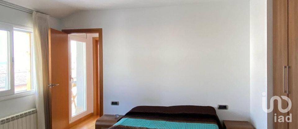 Duplex 5 bedrooms of 216 m² in Terrassa (08221)