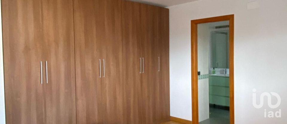 Duplex 5 bedrooms of 216 m² in Terrassa (08221)