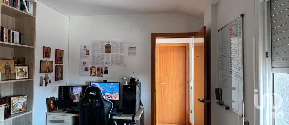 Duplex 5 bedrooms of 216 m² in Terrassa (08221)