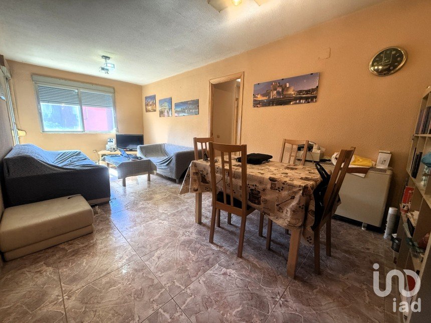 Pis 3 habitacions de 101 m² a Meco (28880)