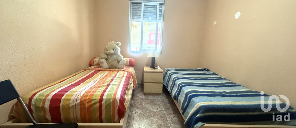 Pis 3 habitacions de 101 m² a Meco (28880)