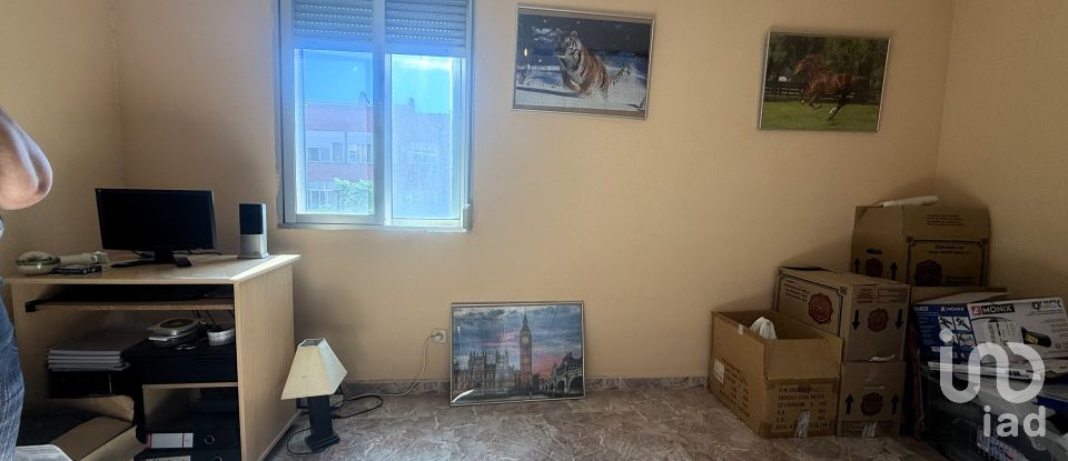 Pis 3 habitacions de 101 m² a Meco (28880)