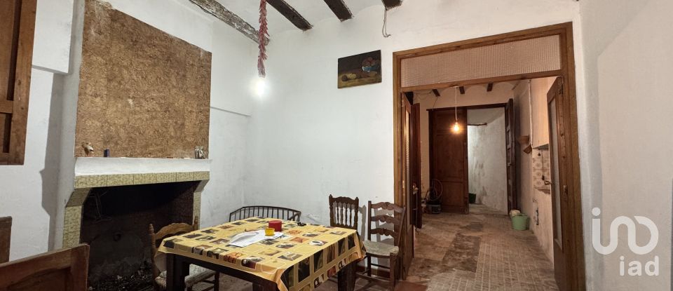 Casa rural 3 habitacions de 332 m² a - (03787)