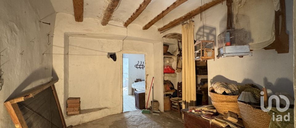 Casa rural 3 habitacions de 332 m² a - (03787)