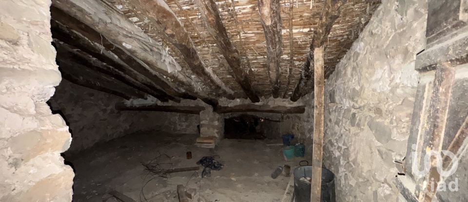 Casa rural 3 habitacions de 332 m² a - (03787)