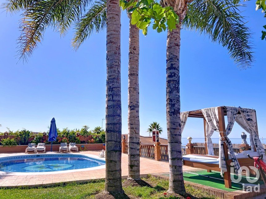 Piso 3 habitaciones de 80 m² en Rincón de la Victoria (29730)