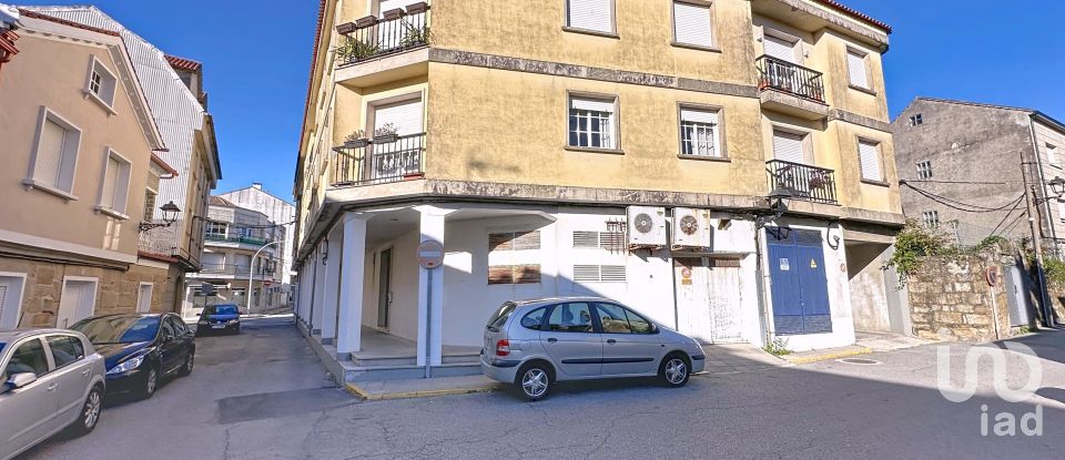 Boutique/Local commercial de 218 m² à Vilanova de Arousa (36620)